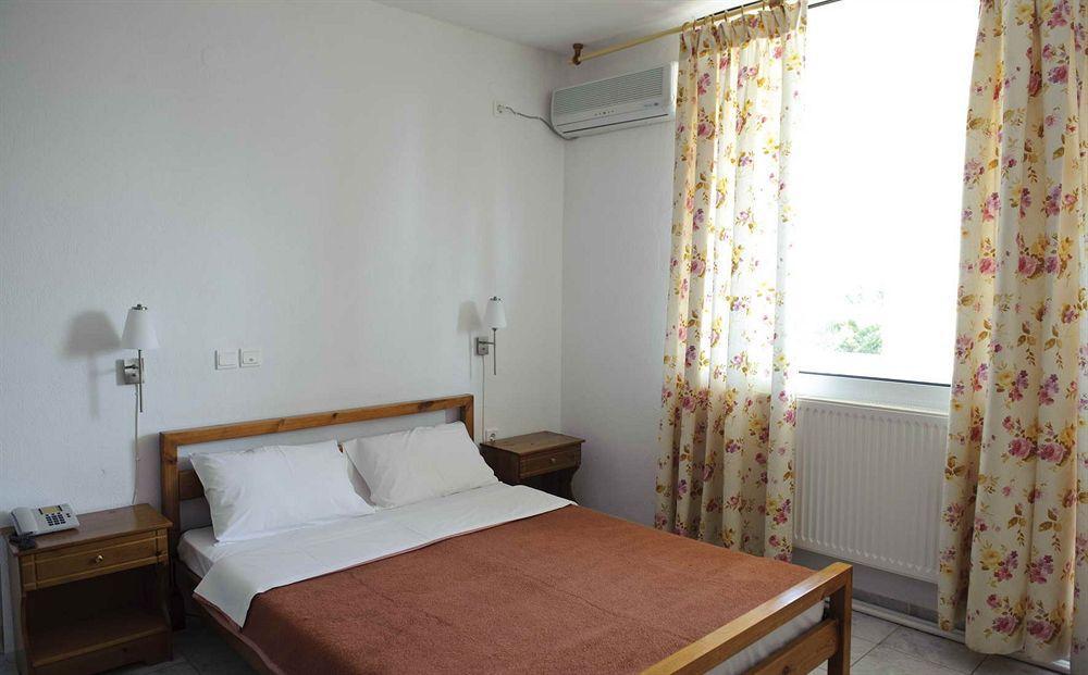 Hotel Makednos Nikiti  Exteriör bild