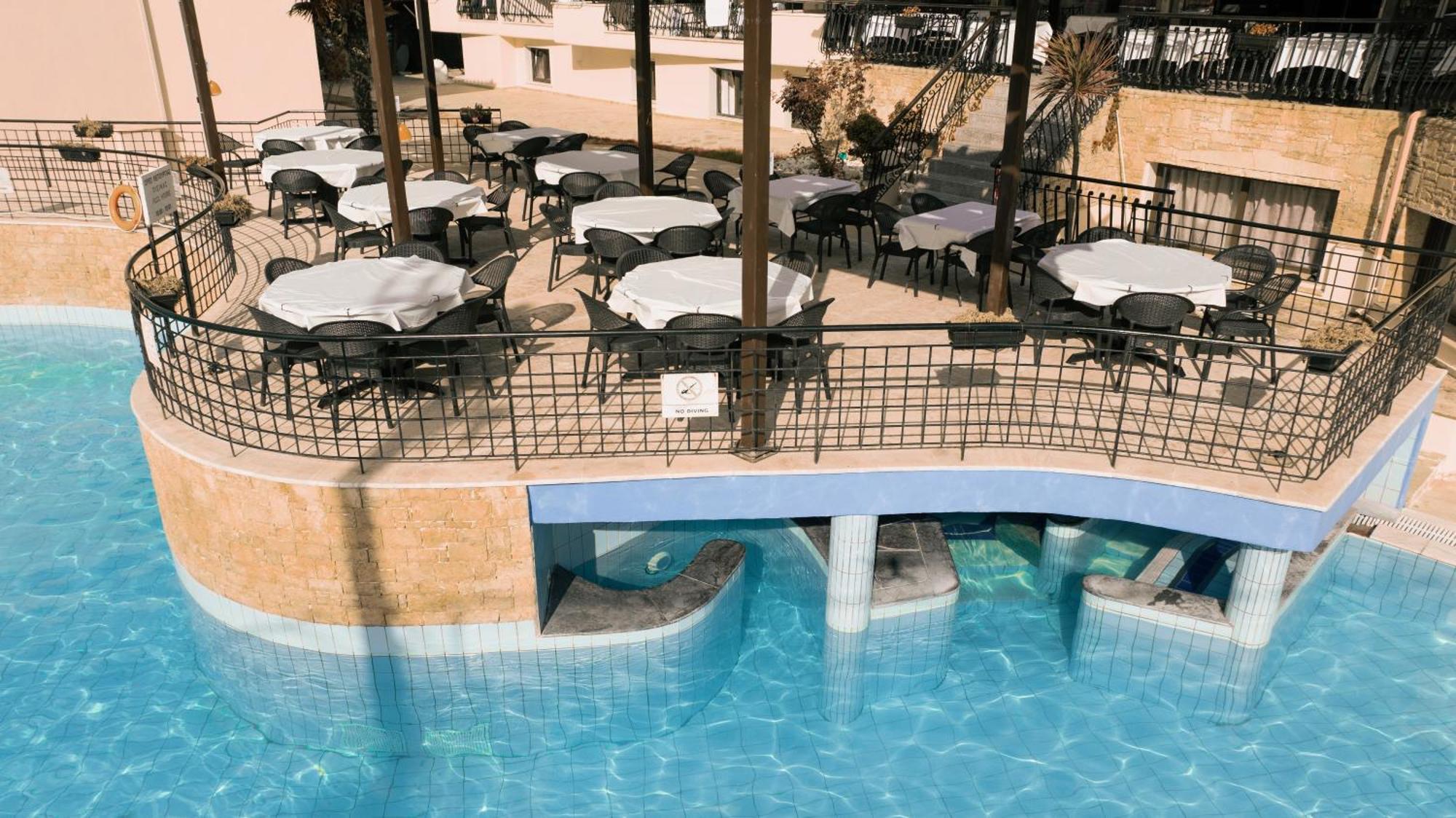 Hotel Makednos Nikiti  Exteriör bild